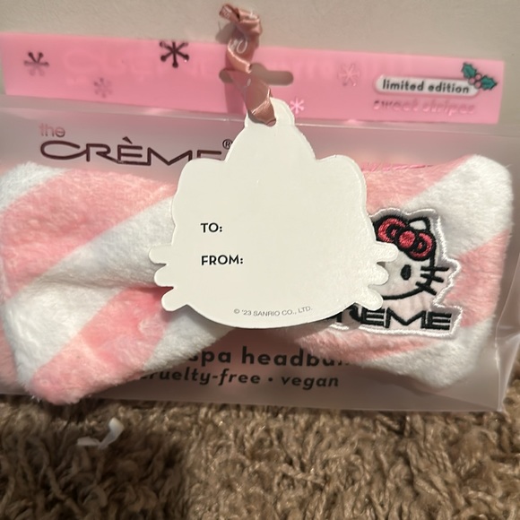 NWT Hello Kitty Limited Edition Spa Headband - Picture 4 of 5